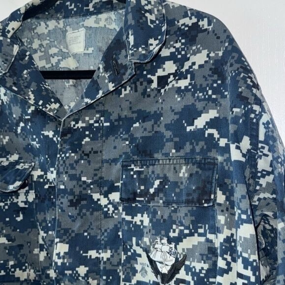 Navy Camouflage Digital Print Jacket Large Regular - Picture 2 of 9